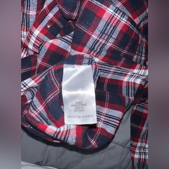 Roebuck & Co Men’s Plaid Flannel - Picture 7 of 7